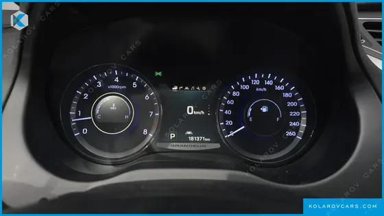 HYUNDAI GRANDEUR HG300 PREMIUM