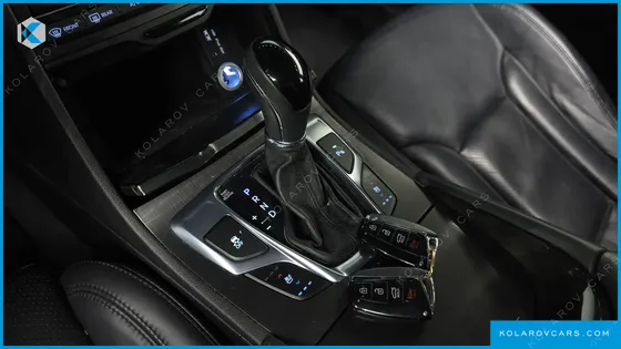 HYUNDAI GRANDEUR HG300 PREMIUM