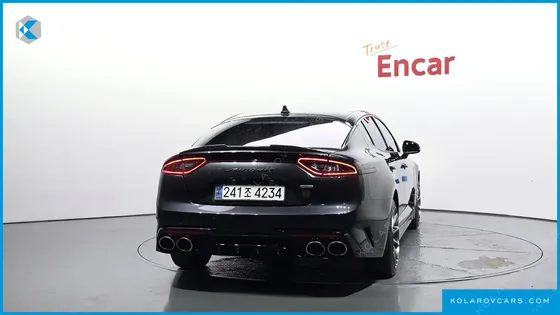 KIA STINGER 2.0 TURBO AWD