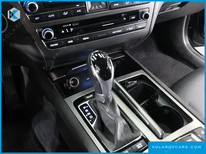 HYUNDAI GENESIS G330 PREMIUM AWD