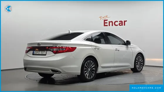 HYUNDAI GRANDEUR HG300 EXCLUSIVE