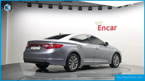 HYUNDAI GRANDEUR HG240 MODERN COLLECTION