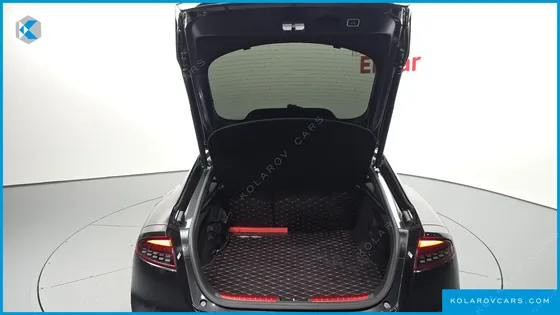 KIA STINGER 3.3 TURBO AWD
