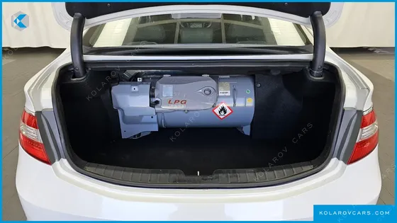 HYUNDAI GRANDEUR LPG HG300 MODERN