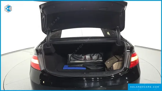 HYUNDAI GRANDEUR HG300 NOBLE