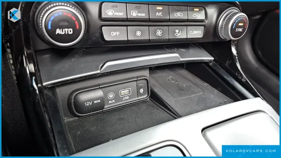 KIA STINGER 3.3 TURBO AWD