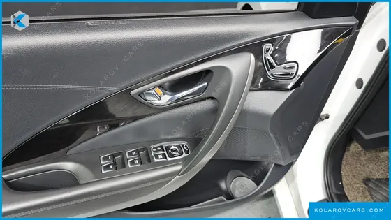HYUNDAI GRANDEUR LPG HG300 MODERN