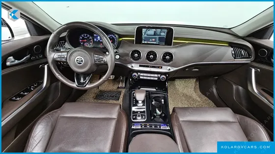 KIA STINGER 2.0 TURBO 2WD