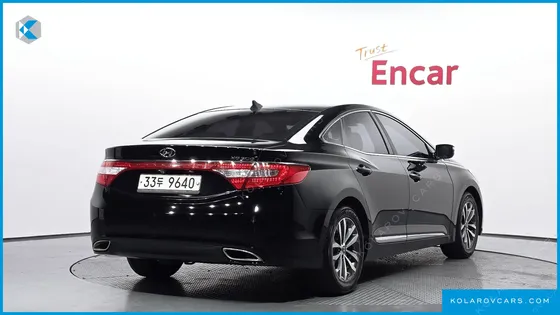 HYUNDAI GRANDEUR HG240 LUXURY