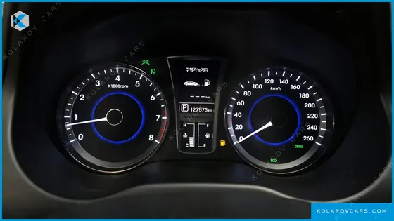 HYUNDAI GRANDEUR HG240 LUXURY