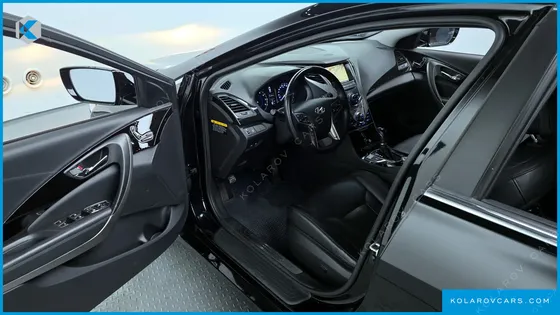 HYUNDAI GRANDEUR HG240 LUXURY
