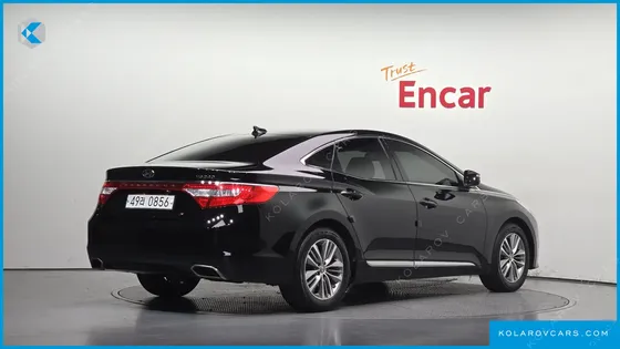 HYUNDAI GRANDEUR HG240 MODERN COLLECTION