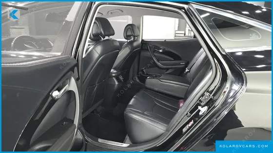 HYUNDAI GRANDEUR HG240 MODERN COLLECTION