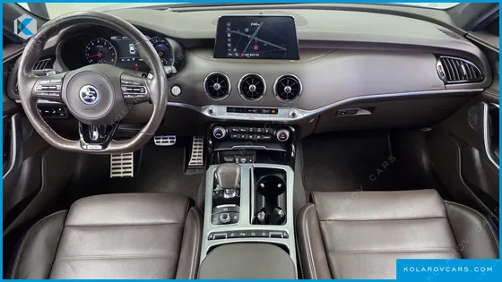 KIA STINGER 3.3 TURBO 2WD