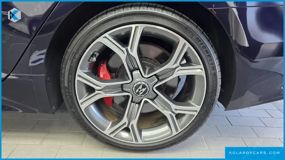 KIA STINGER 3.3 TURBO 2WD