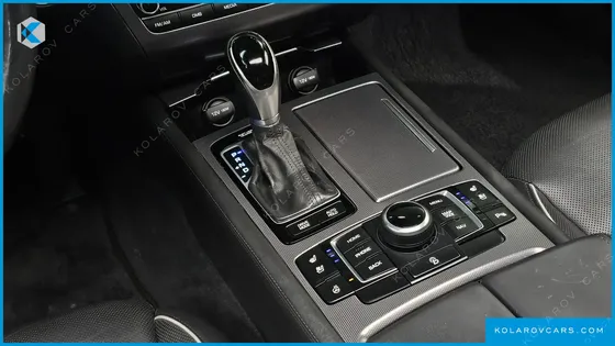 HYUNDAI GENESIS G330 PREMIUM AWD