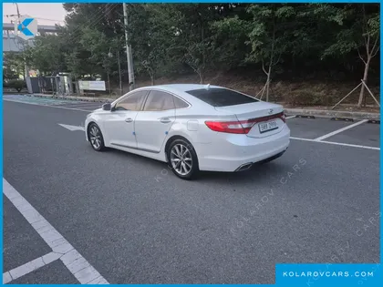 HYUNDAI GRANDEUR HG300 PREMIUM