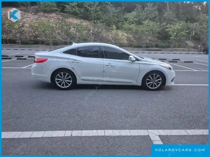 HYUNDAI GRANDEUR HG300 PREMIUM