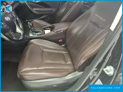 HYUNDAI GRANDEUR HG240 MODERN
