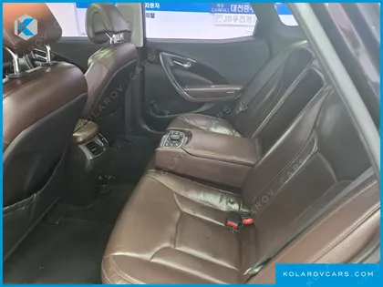 HYUNDAI GRANDEUR HG240 MODERN