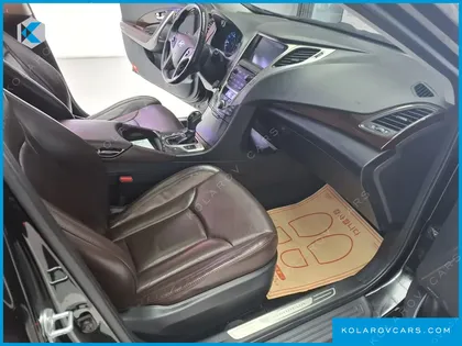 HYUNDAI GRANDEUR HG240 MODERN