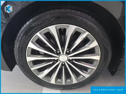 HYUNDAI GRANDEUR HG240 MODERN