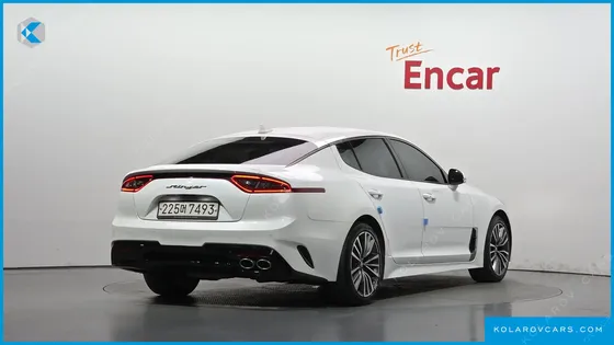 KIA STINGER 2.2 DIESEL 2WD