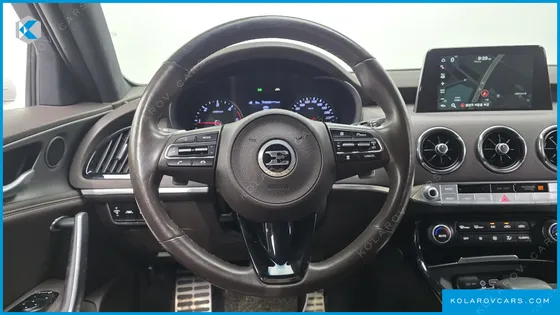 KIA STINGER 2.2 DIESEL 2WD