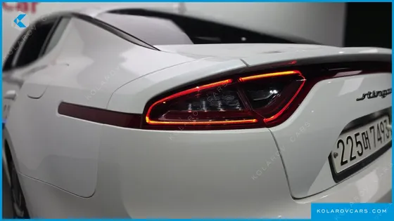 KIA STINGER 2.2 DIESEL 2WD