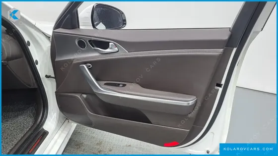 KIA STINGER 2.2 DIESEL 2WD