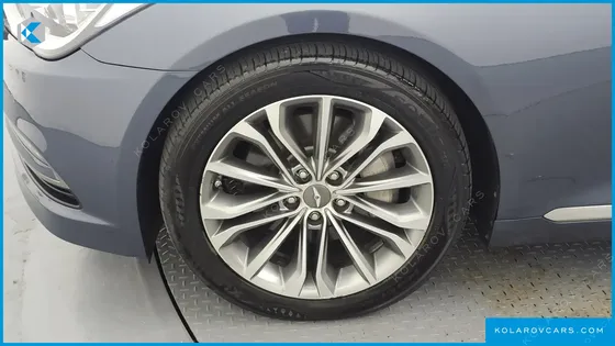 HYUNDAI GENESIS G330 MODERN AWD