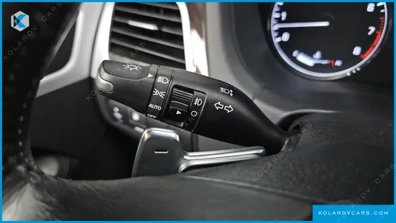 HYUNDAI GENESIS G330 MODERN AWD