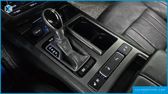 HYUNDAI GENESIS G330 MODERN