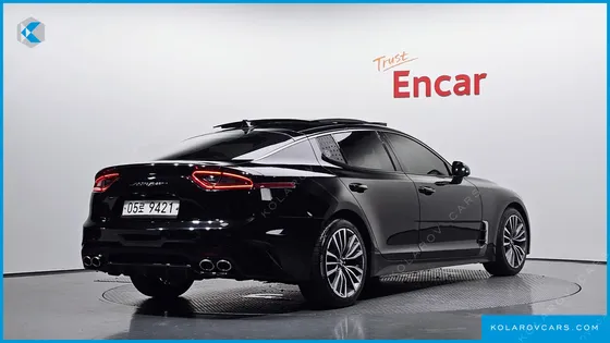 KIA STINGER 2.0 TURBO 2WD