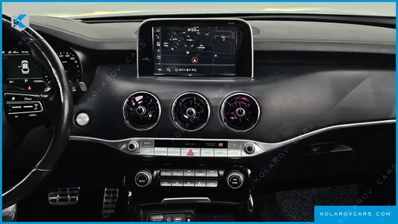 KIA STINGER 2.0 TURBO 2WD