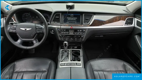 HYUNDAI GENESIS G330 MODERN AWD