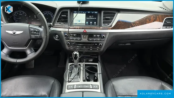 HYUNDAI GENESIS G330 MODERN AWD