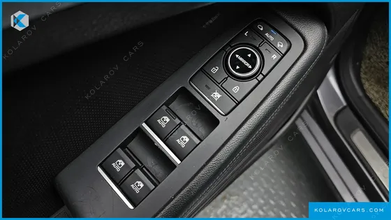 HYUNDAI GENESIS G330 MODERN AWD