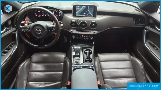 KIA STINGER 2.0 TURBO AWD