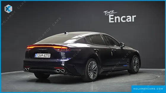 KIA STINGER 2.0 TURBO 2WD