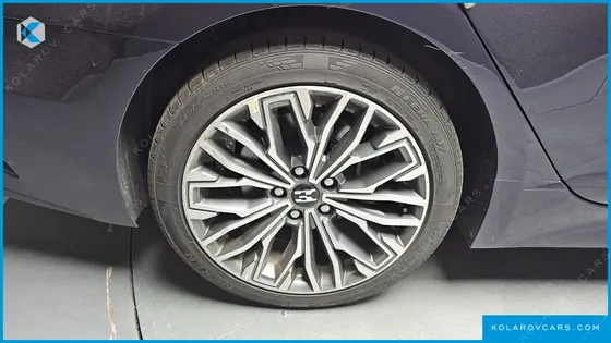 KIA STINGER 2.0 TURBO 2WD