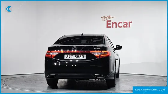 HYUNDAI GRANDEUR HG240 MODERN