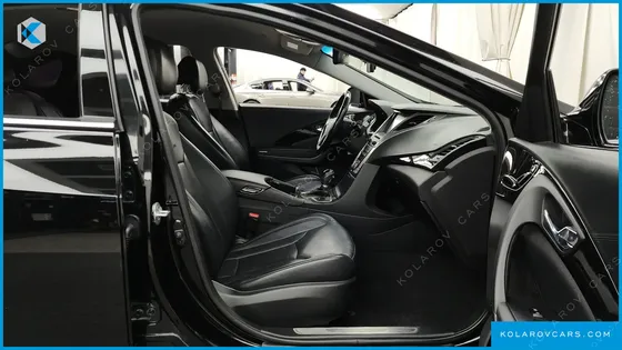 HYUNDAI GRANDEUR HG240 MODERN
