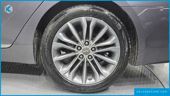 HYUNDAI GENESIS G330 MODERN AWD