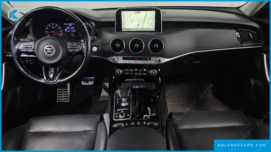 KIA STINGER 2.0 TURBO 2WD