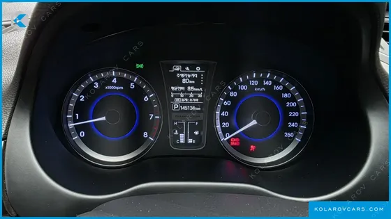 HYUNDAI GRANDEUR HG240 MODERN