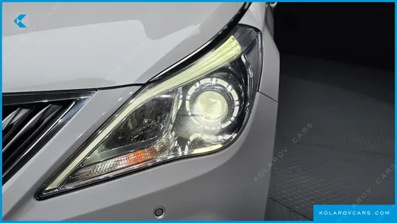 HYUNDAI GRANDEUR HG240 MODERN