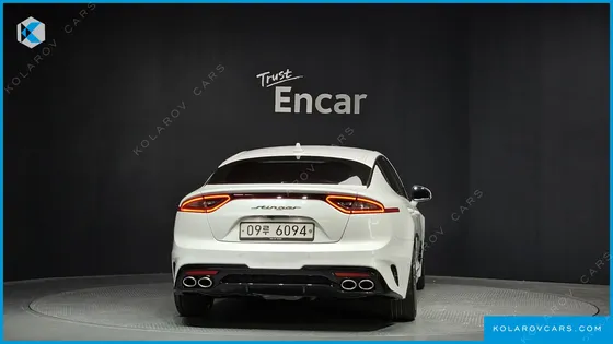 KIA STINGER 2.0 TURBO 2WD