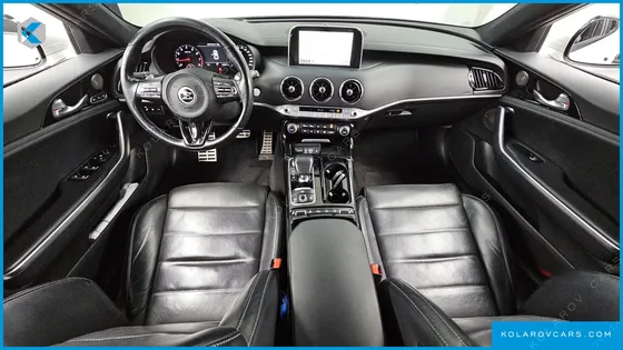 KIA STINGER 2.0 TURBO 2WD