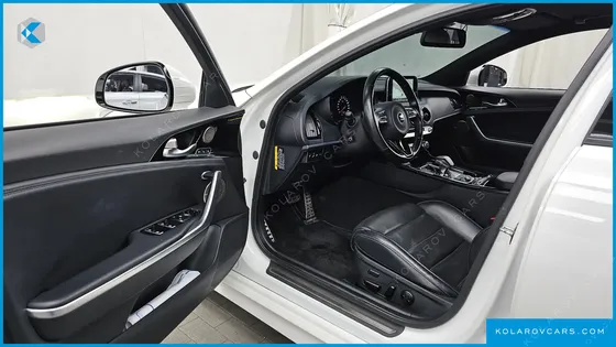 KIA STINGER 2.0 TURBO 2WD